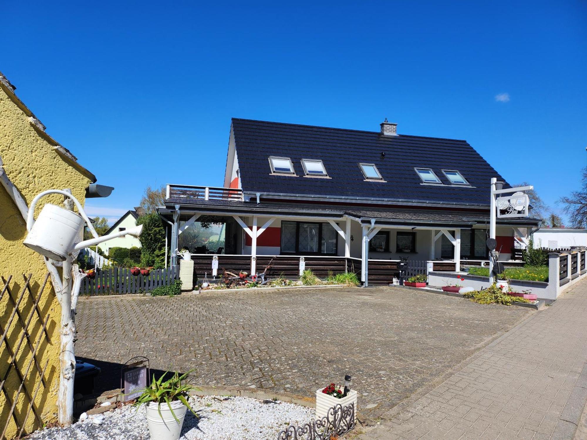 Ferienhaus Ani & Apartment Rustikal Patzig エクステリア 写真